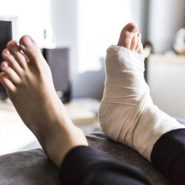 Foot-&-Ankle-Surgery